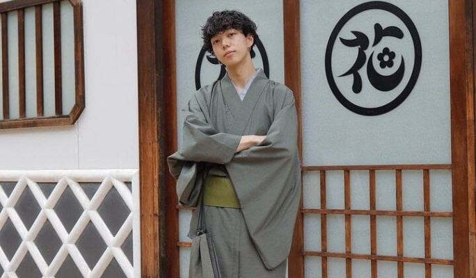 Kamakura Private Walking Tour & Kimono Experience with Licensed Guide