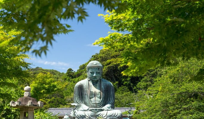 Kamakura Private Walking Tour & Kimono Experience with Licensed Guide