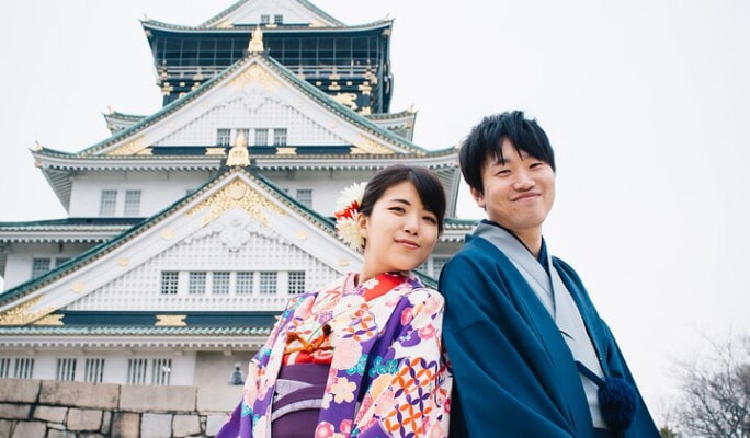 Osaka Private Walking Tour & Kimono Experience with Licensed Guide