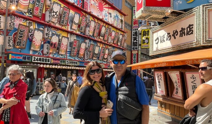 Osaka Private Walking Tour & Kimono Experience with Licensed Guide