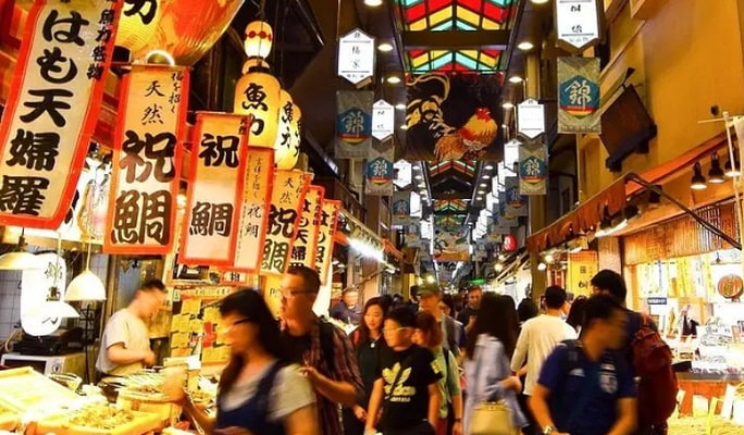 Kyoto 6-hour Food & Culture Private Tour with Licensed Guide