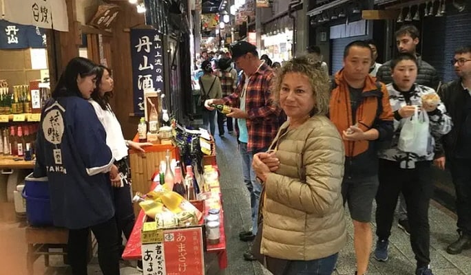 Kyoto 6-hour Food & Culture Private Tour with Licensed Guide
