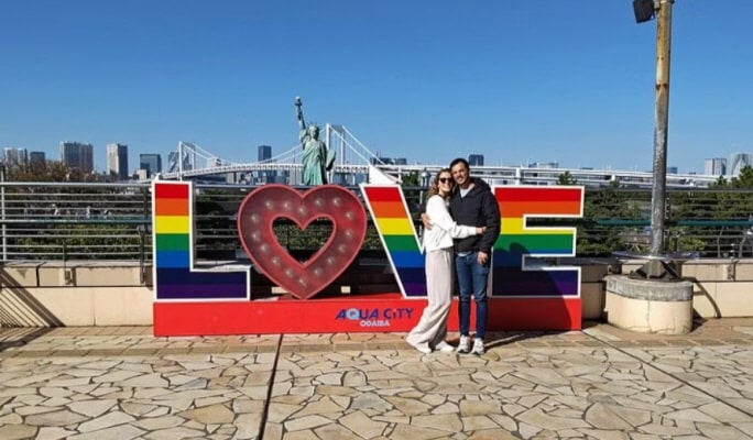 Tokyo Private Walking Tour & Calligraphy Experience with Licensed Guide