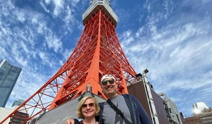 Tokyo Private Walking Tour & Calligraphy Experience with Licensed Guide