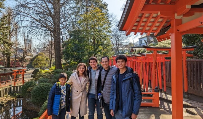 Tokyo Private Walking Tour &  Samurai Sword Experience with Licensed Guide