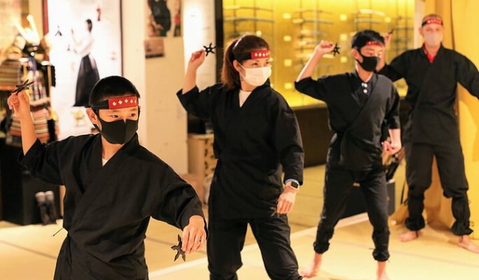 Tokyo Private Walking Tour &  Samurai Ninja Experience with Licensed Guide