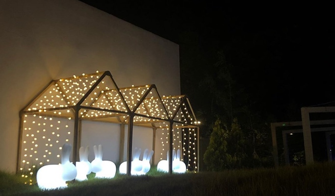 Jisan Ski Resort + Icheon Termeden Spa + OOOZOOO Illumination Garden 1 Day Tour (Dec 24~Mar 5)