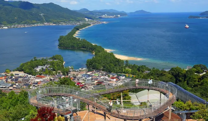 Kyoto by the Sea: Amanohashidate + Ine Funaya + Chionji Temple 1 Day Tour from Osaka
