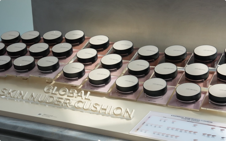 Global Nuder Cushion