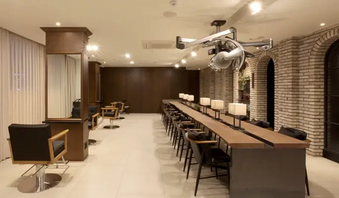 JUNO Hair in Myeongdong/ Hongdae/Gangnam/ Garosu-gil/ Apgujeong
