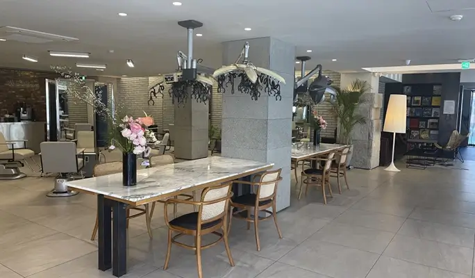 JUNO Hair in Myeongdong/ Hongdae/Gangnam/ Garosu-gil/ Apgujeong