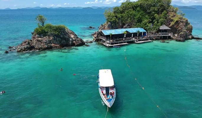 3 Khai Islands Half Day Tour by Speedboat (Morning/Afternoon) - From Phuket (+ Hotel Transfer)