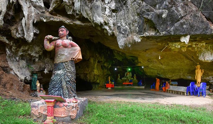 Khao Sok Elephant Sanctuary + Bamboo Rafting + Cooking Class 1 Day Tour (+  Lunch) (+ Hotel Transfer) - From Khao Lak/ Khao Sok/ Phuket/ Krabi (Join-in/Private)