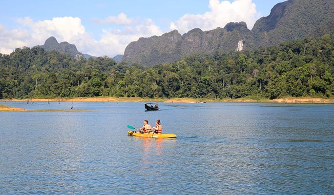 Khao Sok Cheow Lan Lake 1 Day Tour (+ Longtail boat/ Kayak) (+ Lunch) (+ Hotel Transfer) - From Khao Sok/ Khao Lak/ Krabi