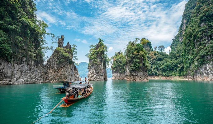 Khao Sok Cheow Lan Lake 1 Day Tour (+ Longtail boat/ Kayak) (+ Lunch) (+ Hotel Transfer) - From Khao Sok/ Khao Lak/ Krabi