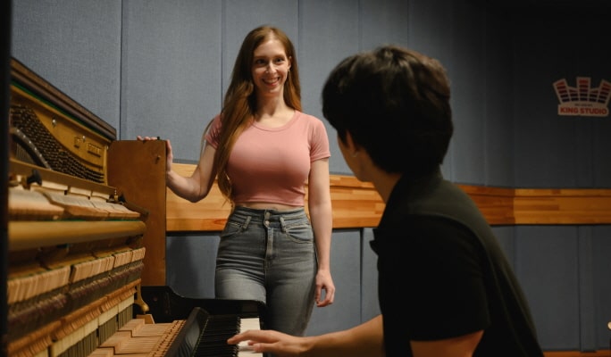 江南のKING STUDIOでK-POPのレコーディング体験（+パーソナルボーカル分析オプション）