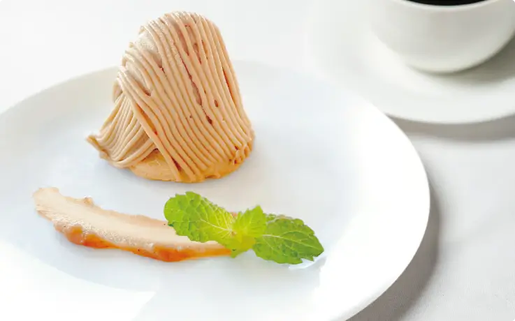 Pear tart served on the Kobe Cruise.