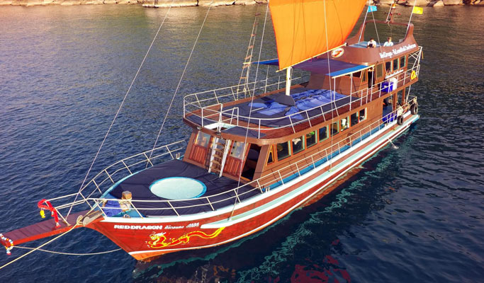 Koh Samui Private Yacht Tour: Koh Tan (Ko Taen) & 5 Islands