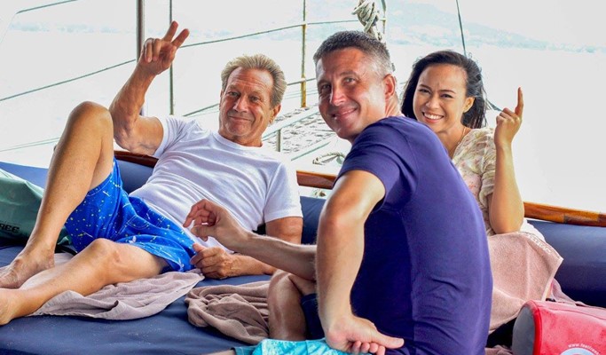 Koh Mae Koh Emerald Lagoon & Koh Wua Talap Premium Yacht Tour (+Transfer/lunch) - from Koh Samui