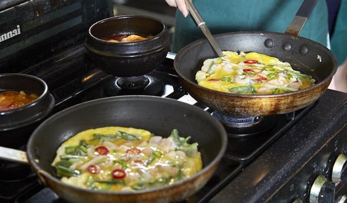 Korean Cooking Class For Beginners And Intermediate Level In Seoul 