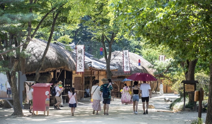 Korean Folk Village & Suwon Hwaseong Fortress 1 Day Tour - from Seoul