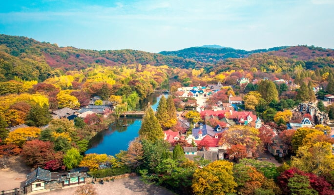 花潭植物園 + 南漢山城 + 韓国民俗村 1 日ツアー - ソウル発