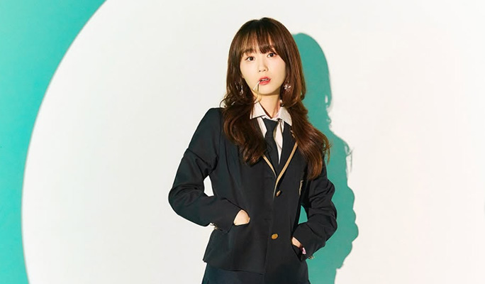 K-pop Idol Concept Photoshoot + Korean School Uniform Rental near Bukchon, Seoul