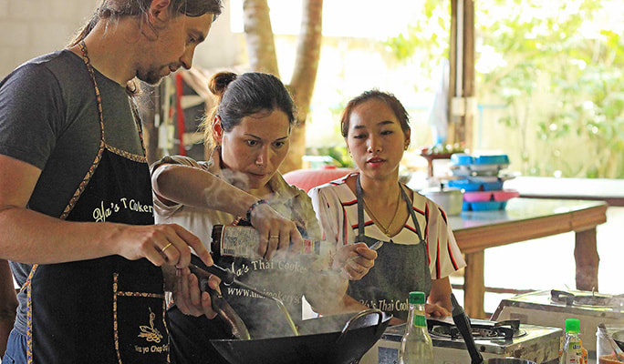 Thai Cooking Class in Krabi (Krabi Ya Cookery School) (+ Hotel Transfer)