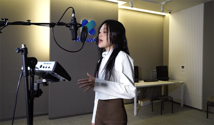 K-pop Music Video Recording Experience (+ Dance Training) in Gangnam, Seoul