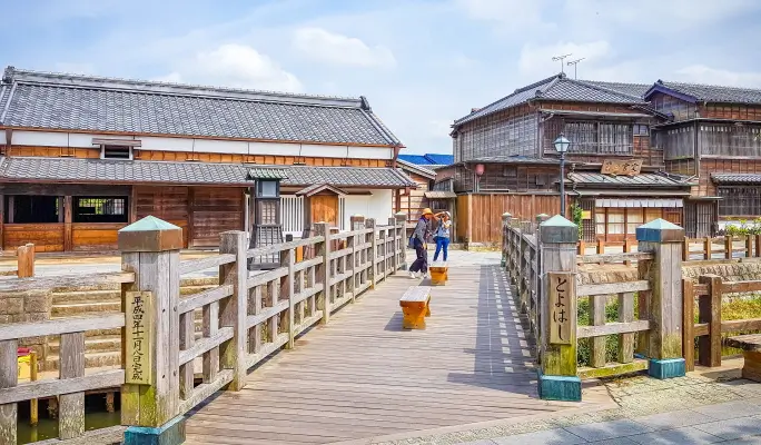 Narita Shinshoji + Sawara Town + Katori Shrine 1 Day Tour (+ Airport drop off option)