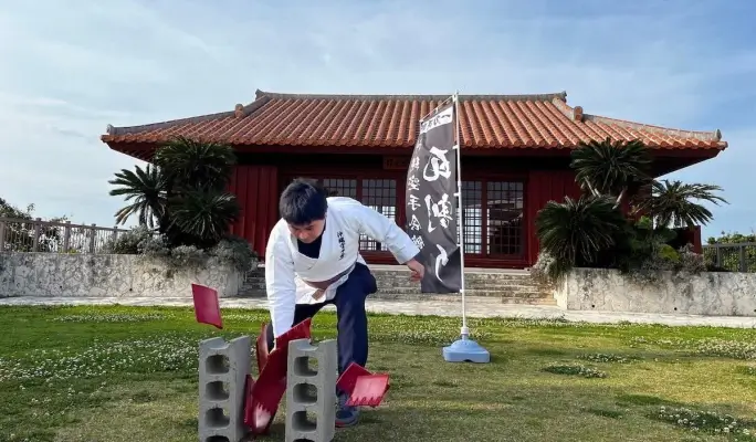 Karate Experience in Okinawa - Break a Tile
