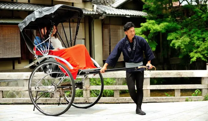 Private Charter Rickshaw Ride in Kyoto Higashiyama – Explore Tradition in Style with Ebisuya Rickshaw