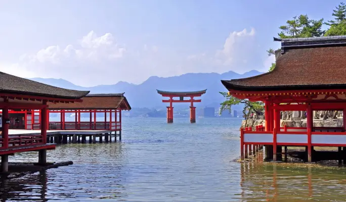 Hiroshima and Miyajima 1 Day Tour from Fukuoka, Osaka and Kyoto