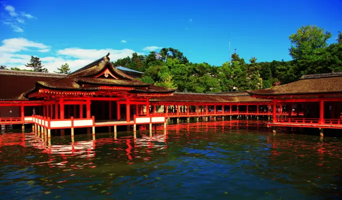 Hiroshima and Miyajima 1 Day Tour from Fukuoka, Osaka and Kyoto