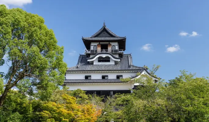 Inuyama Castle & Meiji Mura Ticket with One-way Train & Bus Ticket