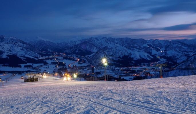 Iwappara Ski Resort: 1-Day Lift Pass + Equipment/Clothes Rental Package