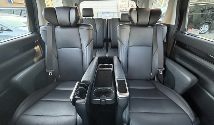 Kansai Airport to Osaka/Kyoto City Private Van Transfer Service