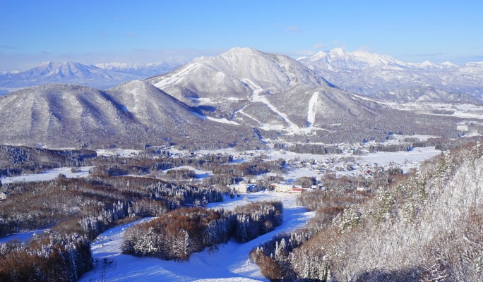 Kitashiga Komaruyama Ski Resort 2D1N/3D2N Ski/Snowboard Tour From Tokyo