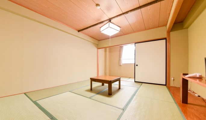 Kitashiga Komaruyama Ski Resort 2D1N/3D2N Ski/Snowboard Tour From Tokyo