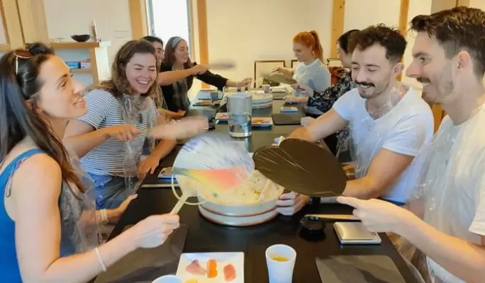 Kyoto Private Walking Tour &  Sushi Making Experience with Licensed Guide