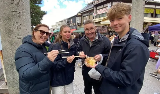 Kyoto Private Walking Tour & Samurai Lesson and Show with Licensed Guide