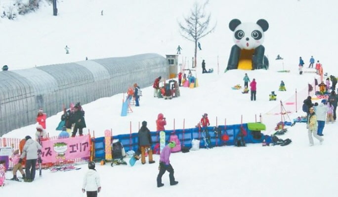 小代滑雪場：大阪出發 1日纜車通行證＆接駁巴士套票