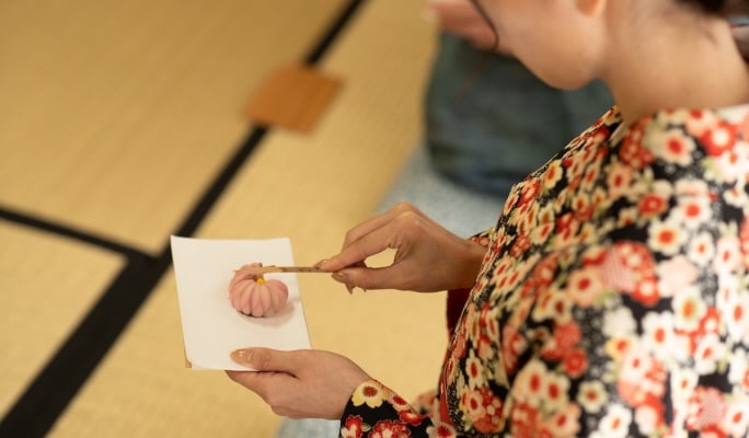 Tea Ceremony Experience in Sheraton Miyako Hotel Osaka