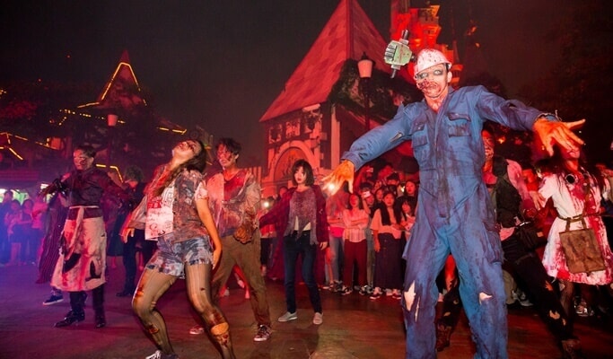 Lotte World Adventure Night Party with Zombies (Oct 28 ~ Oct 29)