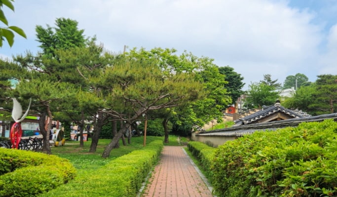 韓劇拍攝地一日遊（首爾出發）（眼淚女王/背著善宰跑）
