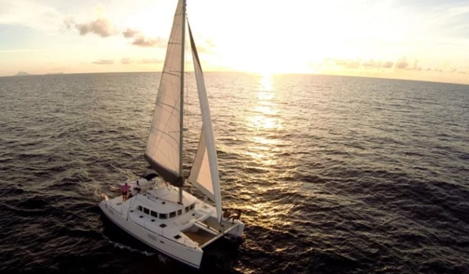 Maiton Island 1 Day Tour by Speedboat/Yacht Catamaran (+Lunch/Dinner/Snorkeling) - from Phuket