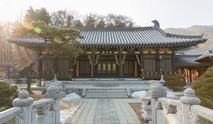 MBC Dae Jang Geum Theme Park Ticket & Shuttle Bus Package (Half day)