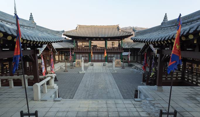 MBC Dae Jang Geum Theme Park Ticket & Shuttle Bus Package (Half day)