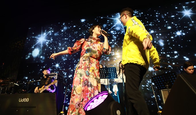 Star Date with K-pop Star + Concert