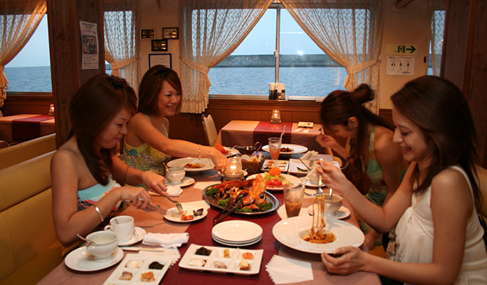Moby Dick Dinner Cruise in Naha, Okinawa